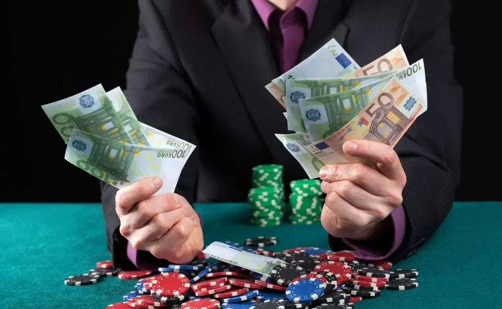 Bankroll Poker: An Essential Role