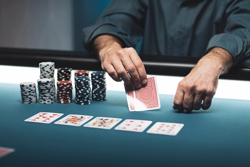 How to use a check-raising strategy in Poker